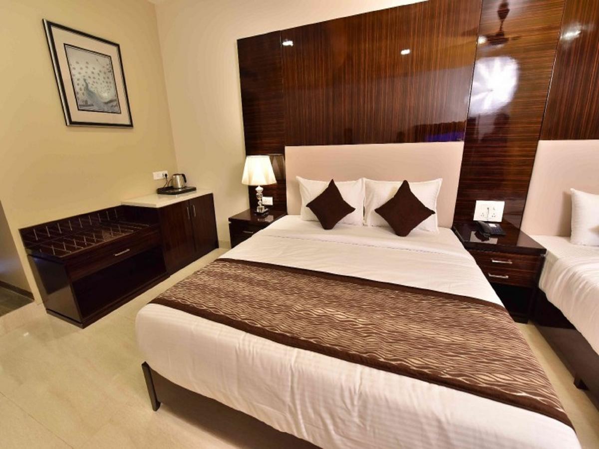 Hotel Calangute Central 3*