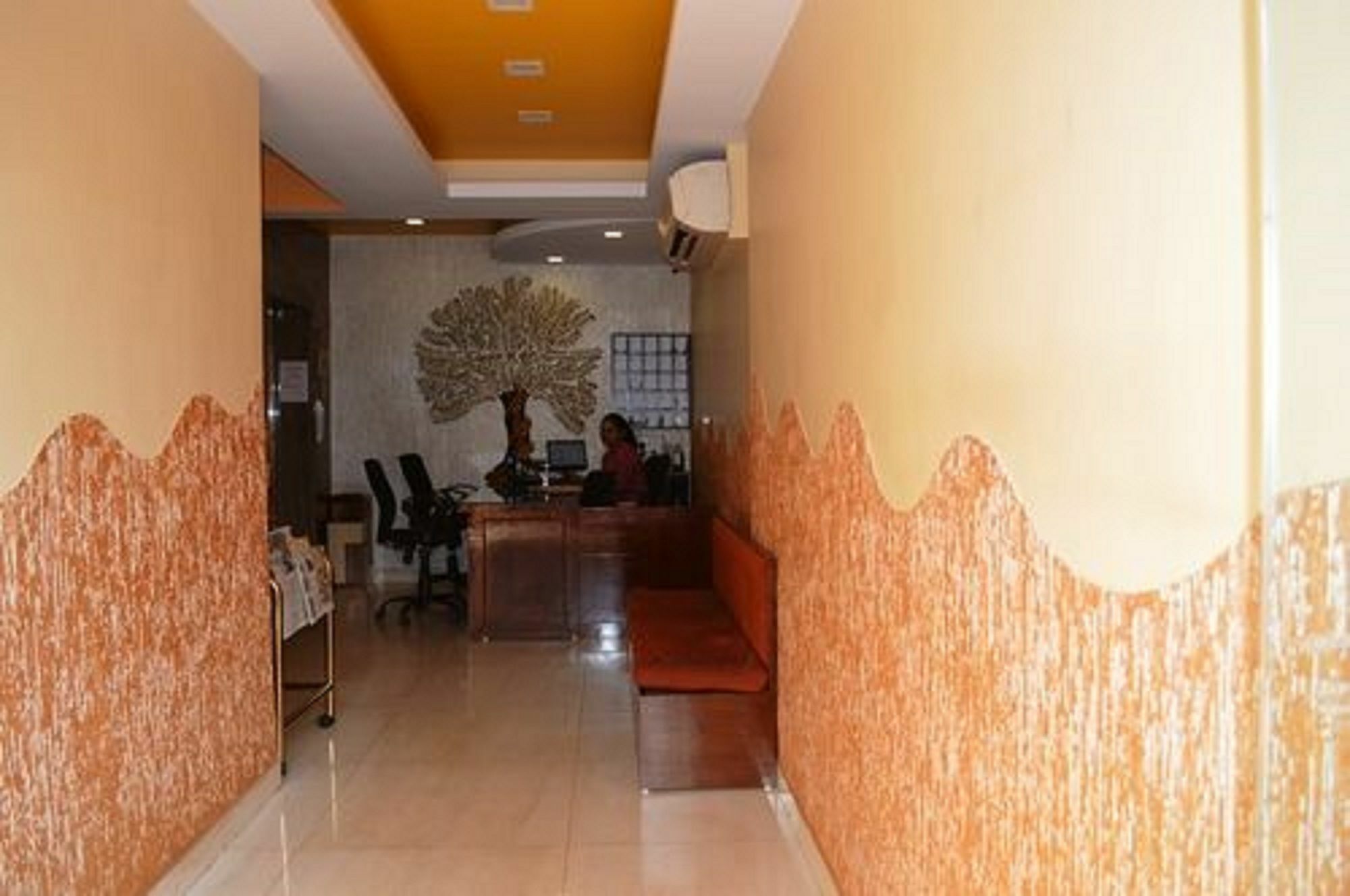 Hotel Calangute Central होटल
